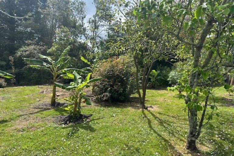 Photo of property in 21 Haruru Falls Road, Haruru, 0204