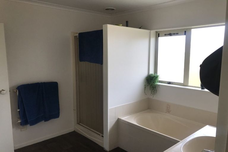 Photo of property in 88 Dalton Drive, Papamoa Beach, Papamoa, 3118