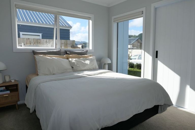 Photo of property in 36 Koru Loop, Paraparaumu, 5032