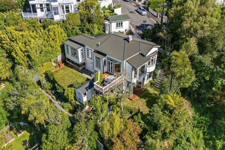 Photo of property in 16 Margaret Street, Wadestown, Wellington, 6012