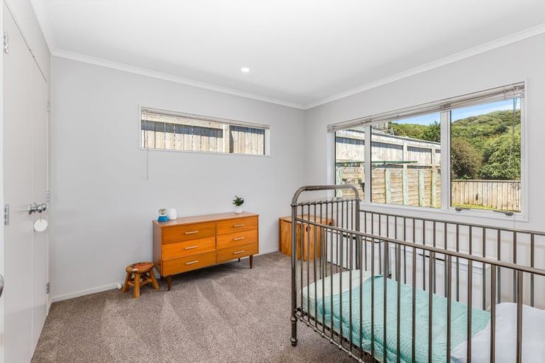 Photo of property in 31 Aspiring Terrace, Aotea, Porirua, 5024