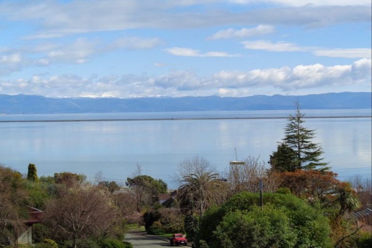 Photo of property in 27 Malvern Avenue, Atawhai, Nelson, 7010