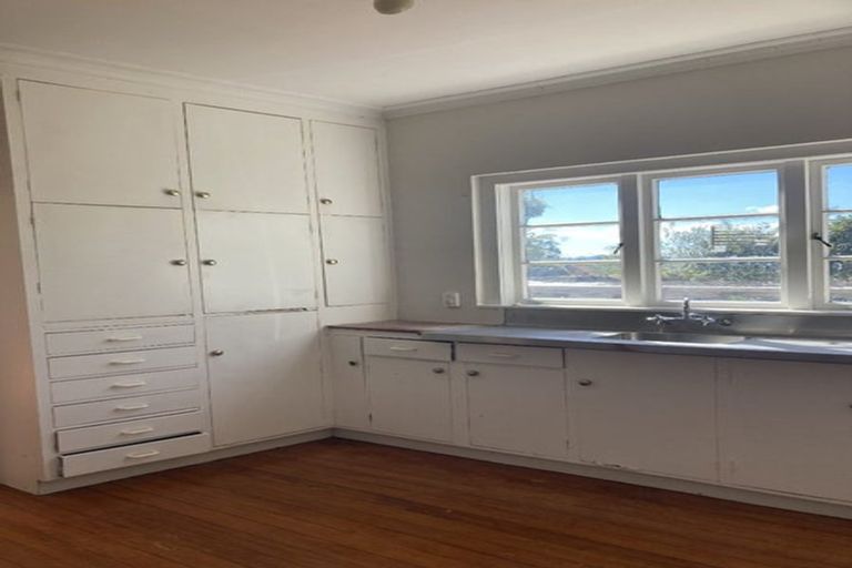 Photo of property in 10 Masters Avenue, Hillcrest, Hamilton, 3216