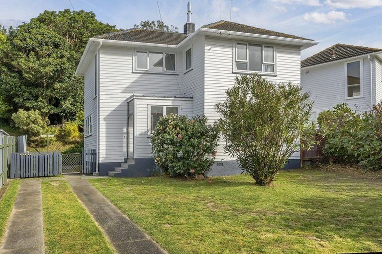 Photo of property in 73 Dimock Street, Titahi Bay, Porirua, 5022