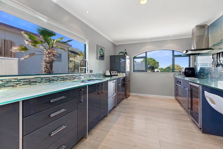 Photo of property in 26a Sunbrae Grove, Mount Maunganui, 3116
