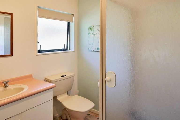 Photo of property in 26 Musket Lane, Whitby, Porirua, 5024