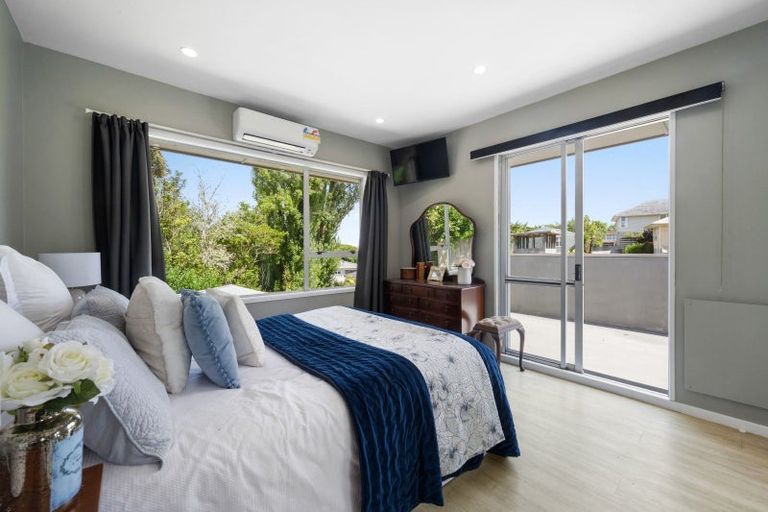 Photo of property in 83 Ridge Road, Howick, Auckland, 2014