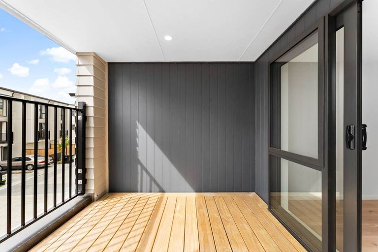 Photo of property in 14c Fortyfoot Lane, Sunnyhills, Auckland, 2010