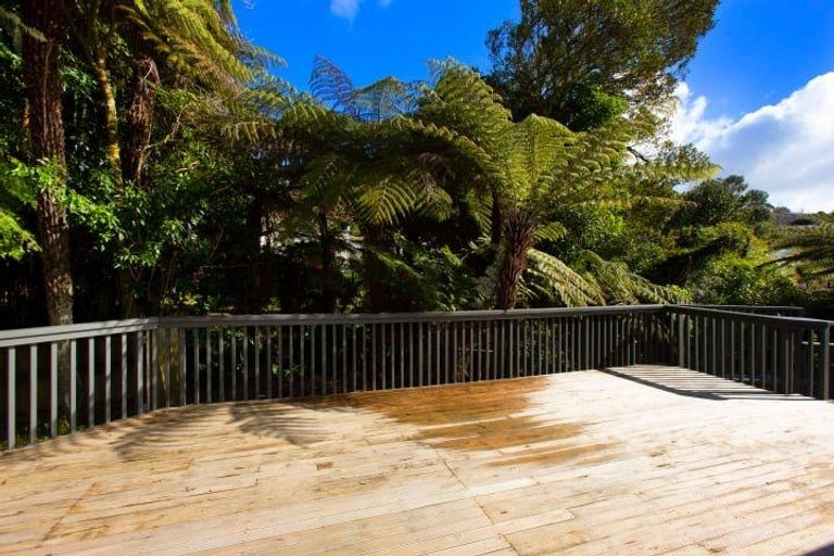 Photo of property in 2 Abbeygate Street, Birkdale, Auckland, 0626