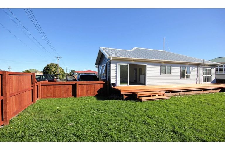 Photo of property in 10a Fox Street, Levin, 5510