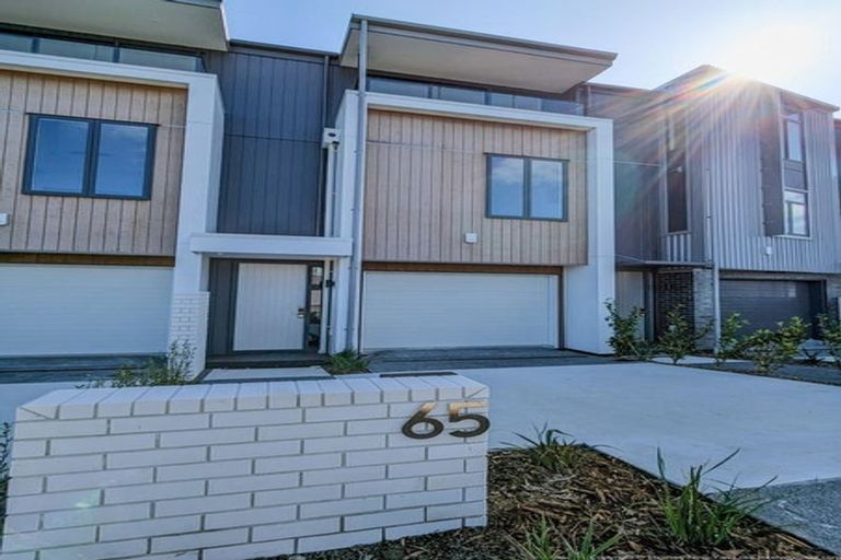 Photo of property in 65 Bearing Parade, Long Bay, Auckland, 0630
