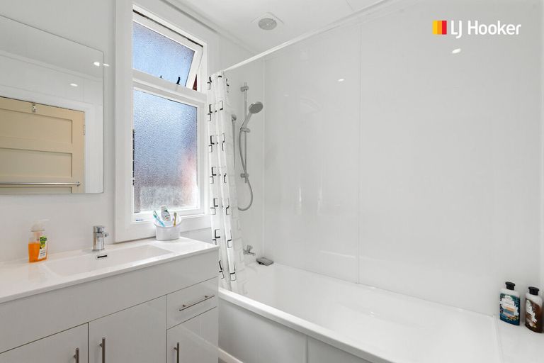 Photo of property in 8 Hawthorn Avenue, Mornington, Dunedin, 9011