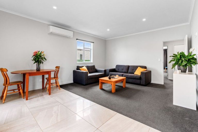 Photo of property in 98 Fawcett Street, South Dunedin, Dunedin, 9012