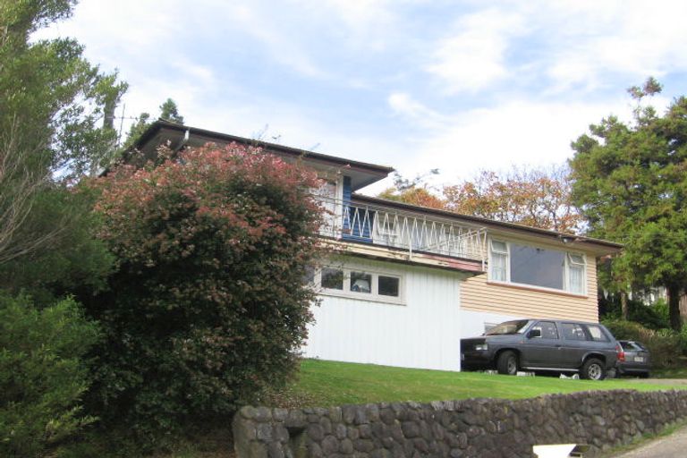 Photo of property in 9 Wilfred Street, Tawa, Wellington, 5028