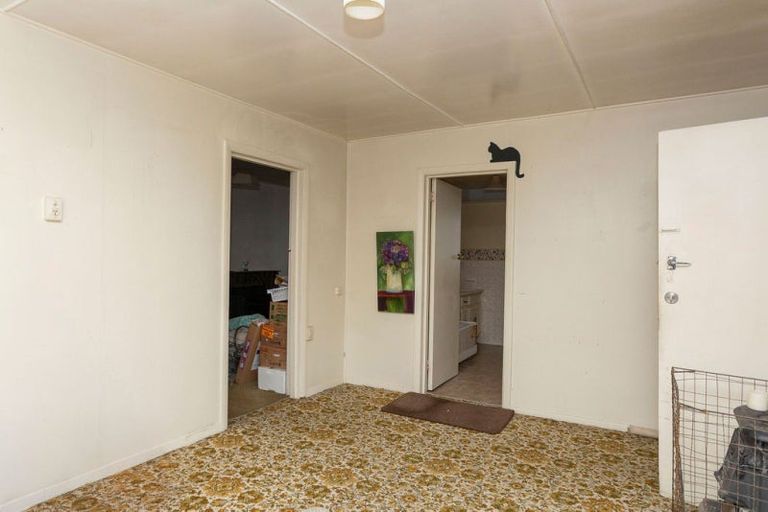 Photo of property in 17 Albert Street, Dannevirke, 4930