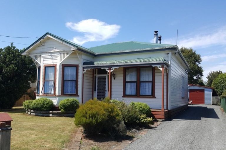 Photo of property in 59 Swinburn Street, Dannevirke, 4930