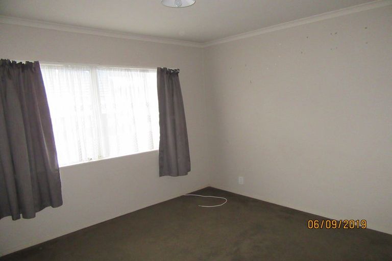 Photo of property in 32a Aniseed Grove, Timberlea, Upper Hutt, 5018