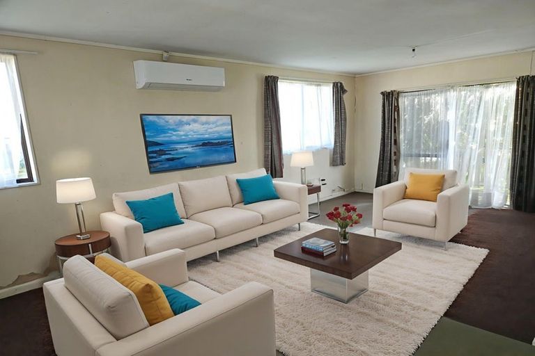 Photo of property in 6 Solveig Place, Randwick Park, Auckland, 2105