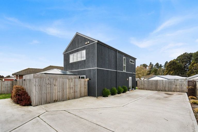 Photo of property in 12a Winnipeg Place, Wainoni, Christchurch, 8061