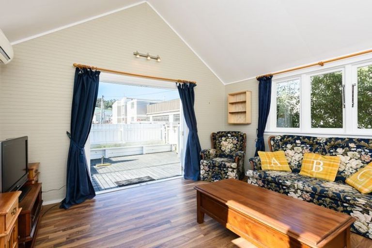 Photo of property in 48b Owen Street, Newtown, Wellington, 6021