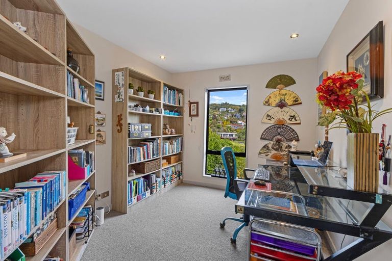 Photo of property in 93 Longhurst Terrace, Cashmere, Christchurch, 8022