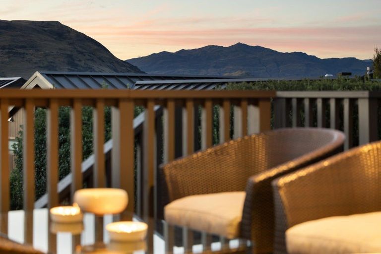 Photo of property in 5a Glenelg Lane, Jacks Point, 9371