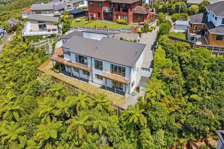 Photo of property in 34 Arahiwi Grove, Tirohanga, Lower Hutt, 5010