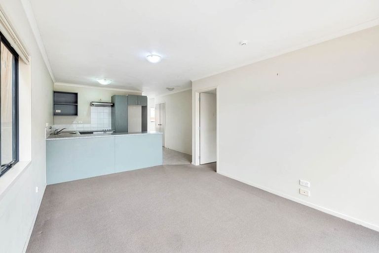 Photo of property in St Claire Village, 129/172 Mcleod Road, Te Atatu South, Auckland, 0610