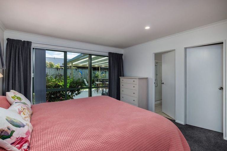 Photo of property in 11 Kilountain Place, Kerikeri, 0230