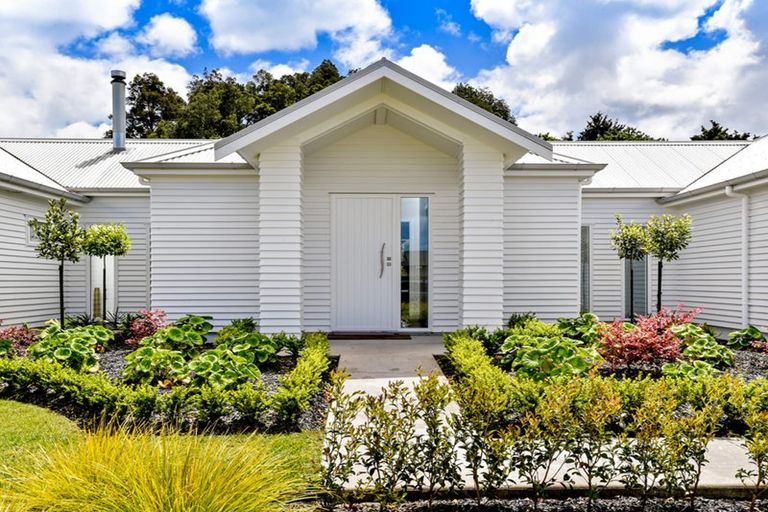 Photo of property in 36 Awanui Crescent, Matakana, Warkworth, 0985