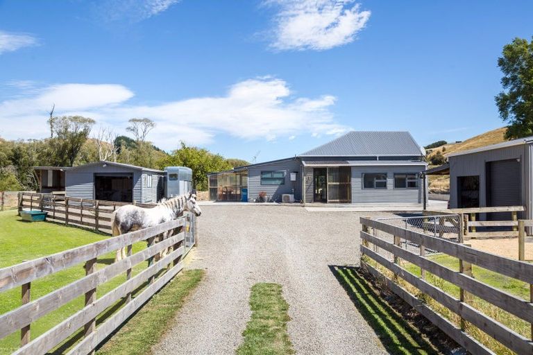 Photo of property in 10 Station Road, Mauriceville, Masterton, 5882