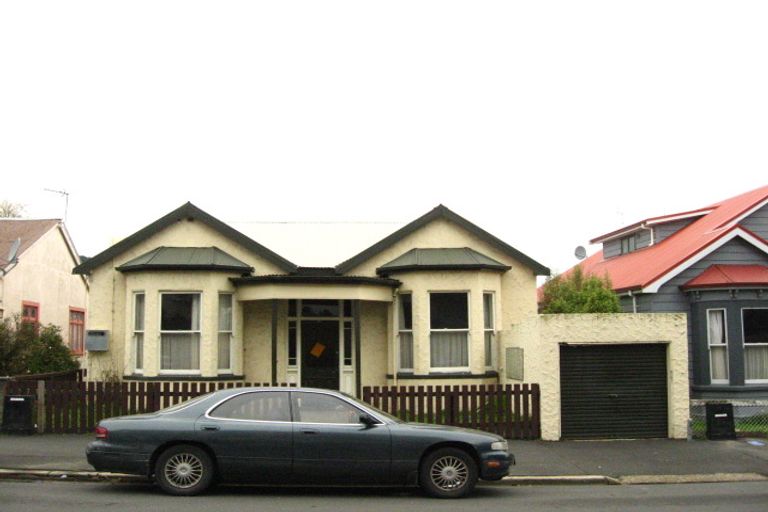 Photo of property in 71 Clyde Street, North Dunedin, Dunedin, 9016