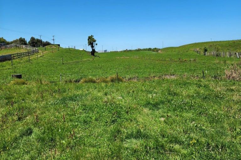 Photo of property in 5 Kakaramea Road, Kakaramea, Patea, 4598