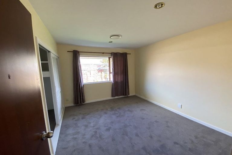 Photo of property in 8 Brackendale Place, Burnside, Christchurch, 8041
