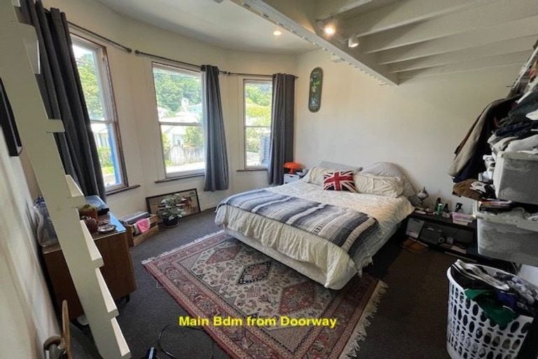 Photo of property in 124 Aro Street, Aro Valley, Wellington, 6021