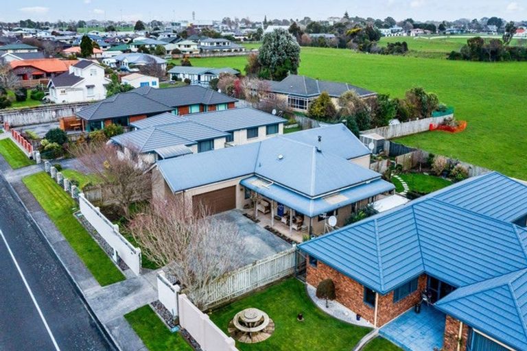 Photo of property in 35 Maire Street, Hawera, 4610