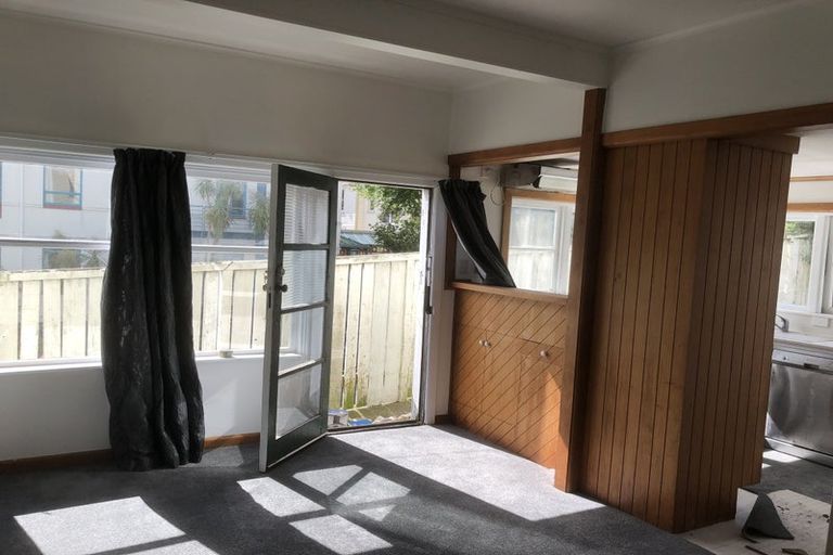 Photo of property in 38 Macdonald Crescent, Te Aro, Wellington, 6011