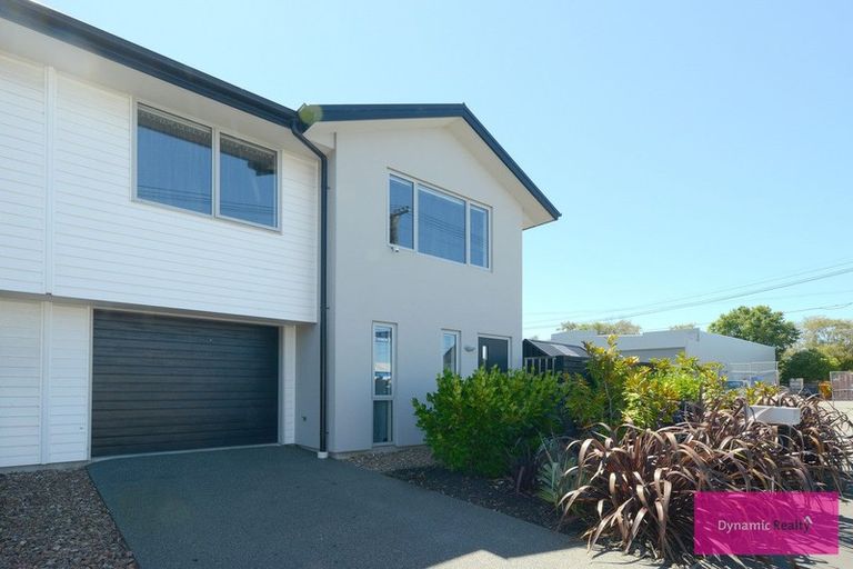 Photo of property in 71 Essex Street, Phillipstown, Christchurch, 8011