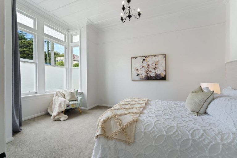 Photo of property in 12 Macbeth Street, Caversham, Dunedin, 9012