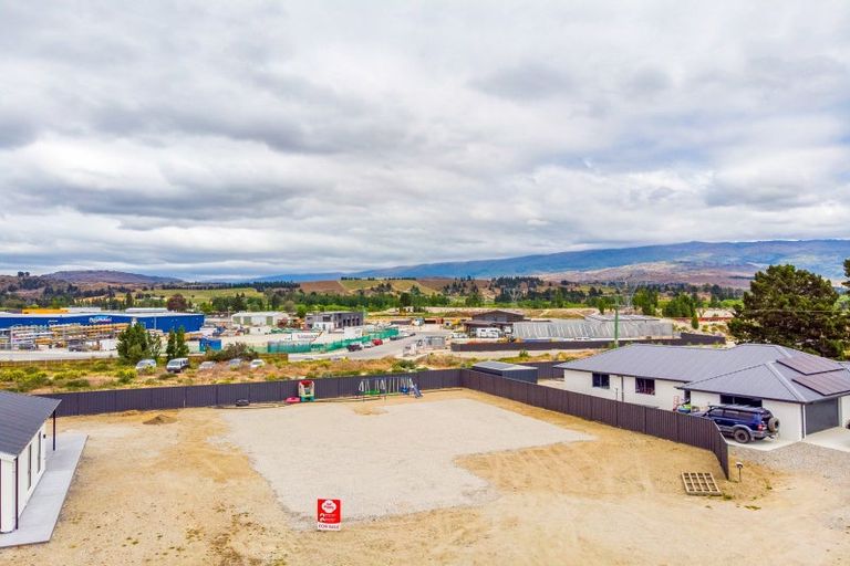 Photo of property in 9 Sequoia Close, Alexandra, 9320