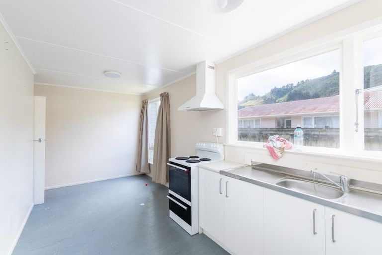Photo of property in 9 Orewa Grove, Wainuiomata, Lower Hutt, 5014