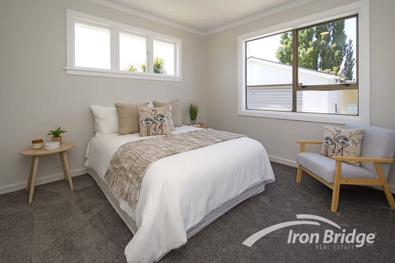 Photo of property in 21 Griffiths Avenue, Linwood, Christchurch, 8062