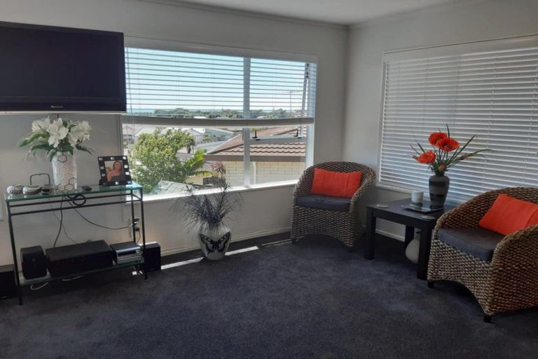 Photo of property in 8b Walmer Grove, Bell Block, New Plymouth, 4312