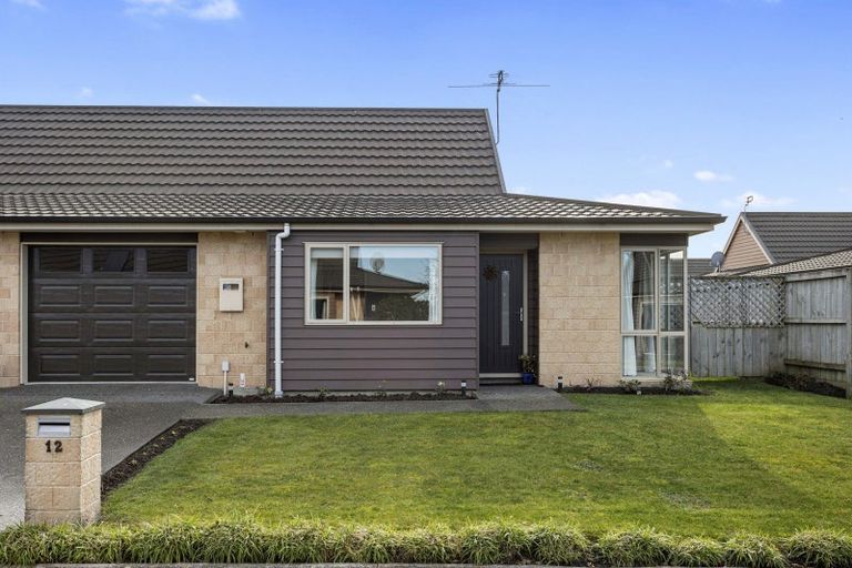 Photo of property in 3 Reeves Road, Rangiora, 7400