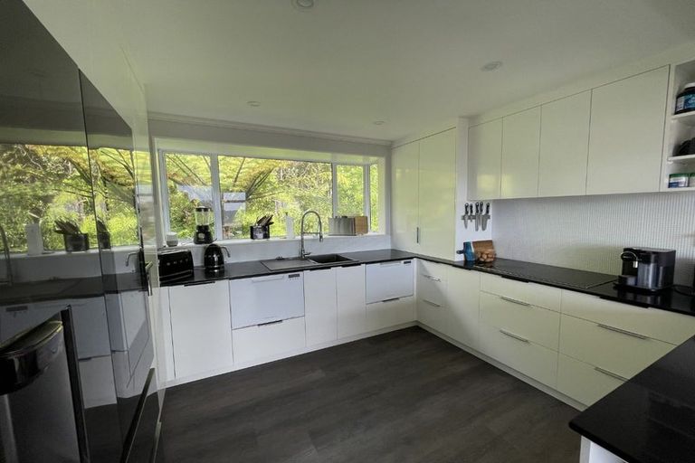 Photo of property in 6 Iona Place, Papakowhai, Porirua, 5024