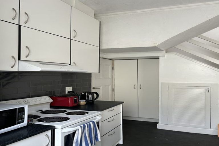 Photo of property in 205 Rintoul Street, Berhampore, Wellington, 6023