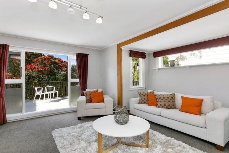 Photo of property in 35 Raroa Road, Kelburn, Wellington, 6012