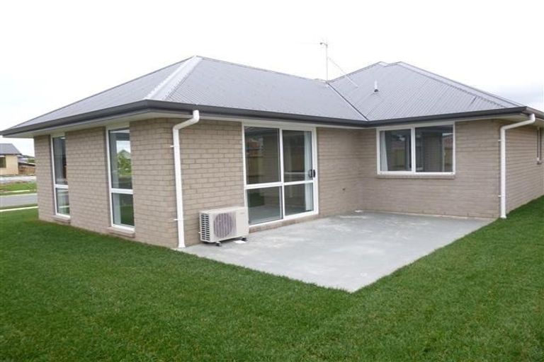 Photo of property in 4 Teatree Close, Huntington, Hamilton, 3210