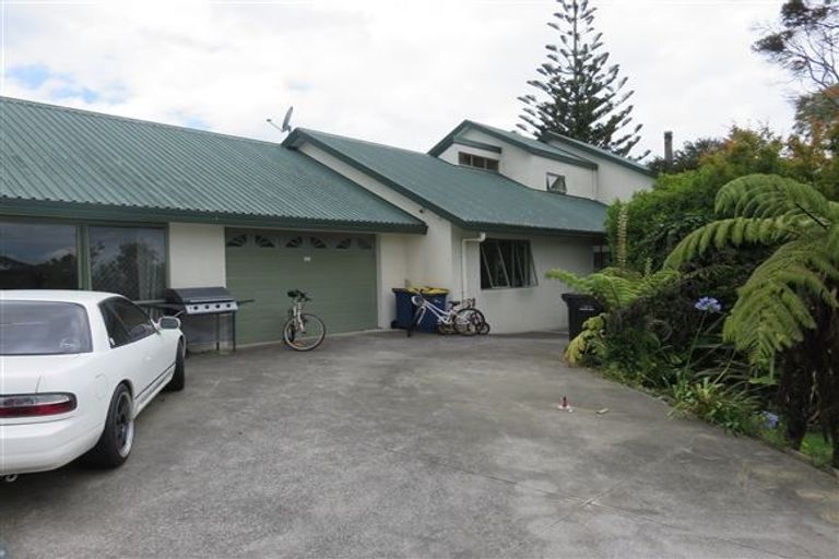Photo of property in 163b Colwill Road, Massey, Auckland, 0614