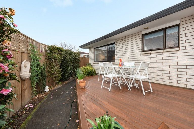Photo of property in 15a Laing Place, Otumoetai, Tauranga, 3110